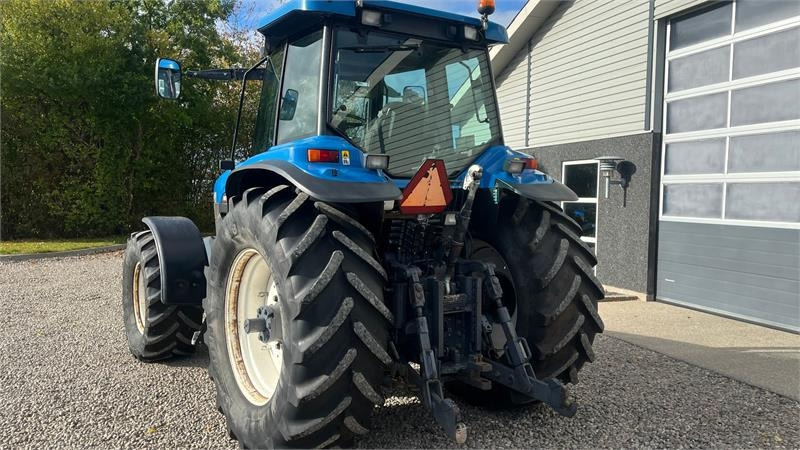 Tractor New Holland 8670 Supersteer Samme ejer siden 2012, evt. med tv: afbeelding 11 Tractor New Holland 8670 Supersteer Samme ejer siden 2012, evt. med tv: afbeelding 11