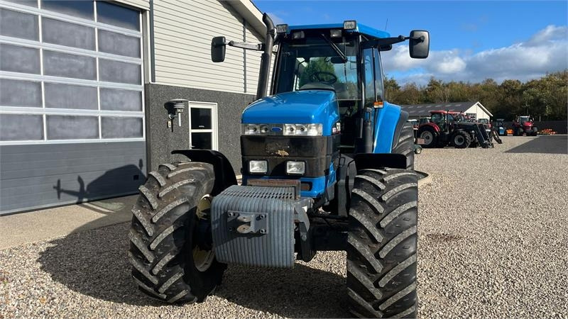 Tractor New Holland 8670 Supersteer Samme ejer siden 2012, evt. med tv: afbeelding 9 Tractor New Holland 8670 Supersteer Samme ejer siden 2012, evt. med tv: afbeelding 9