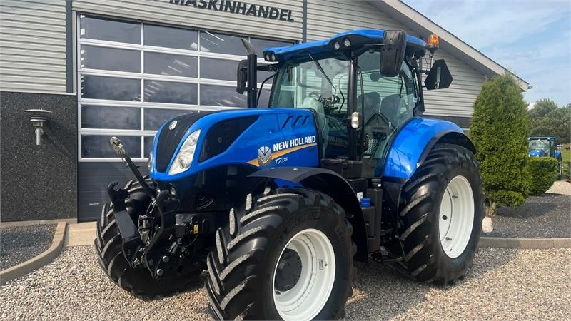 New Holland T7.175 RangeCommand med frontlift. Meget velholdt - Tractor: afbeelding 2 New Holland T7.175 RangeCommand med frontlift. Meget velholdt - Tractor: afbeelding 2