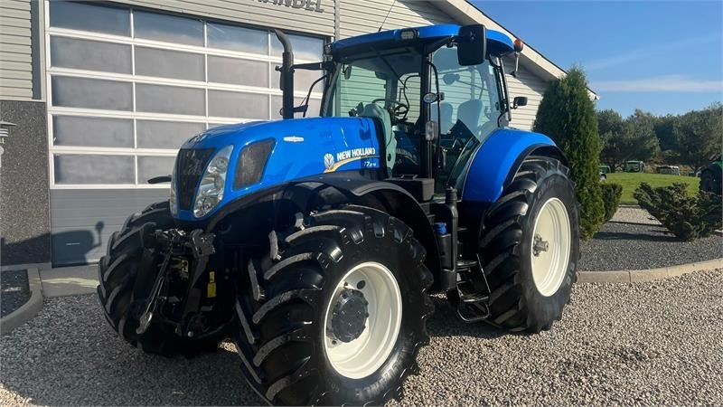 New Holland T7.270 AutoCommand med frontlift - Tractor: afbeelding 2 New Holland T7.270 AutoCommand med frontlift - Tractor: afbeelding 2