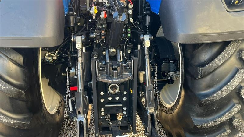 New Holland T7.315 Automatisk dæktrykreguleringssystem, frontl - Tractor: afbeelding 5 New Holland T7.315 Automatisk dæktrykreguleringssystem, frontl - Tractor: afbeelding 5
