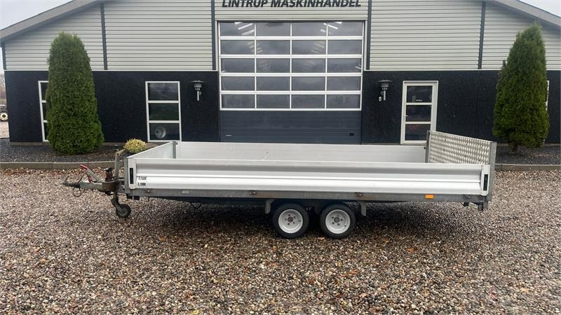 Selandia Maskintrailer med vip og rampe med hydrau - Open/ Plateau aanhangwagen: afbeelding 1 Selandia Maskintrailer med vip og rampe med hydrau - Open/ Plateau aanhangwagen: afbeelding 1