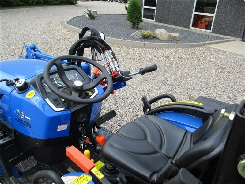 Solis 26 Gearmaskine med servostyrring og fuldhydraulisk - Gemeentelijke tractor: afbeelding 4 Solis 26 Gearmaskine med servostyrring og fuldhydraulisk - Gemeentelijke tractor: afbeelding 4
