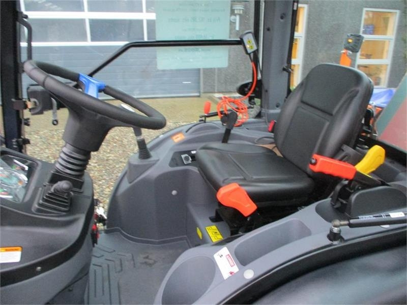 Solis 26 HST Snow Edition med frontlift, front PTO, Thyr - Tractor: afbeelding 4 Solis 26 HST Snow Edition med frontlift, front PTO, Thyr - Tractor: afbeelding 4