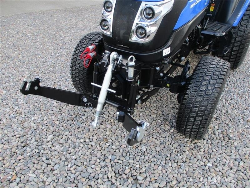 Solis 26 HST med Frontlift & FrontPTO - Gemeentelijke tractor: afbeelding 3 Solis 26 HST med Frontlift & FrontPTO - Gemeentelijke tractor: afbeelding 3