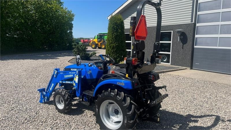 Solis H26 HST Med Frontlæsser - Gemeentelijke tractor: afbeelding 3 Solis H26 HST Med Frontlæsser - Gemeentelijke tractor: afbeelding 3
