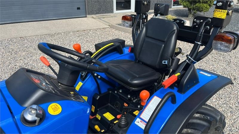 Gemeentelijke tractor Solis S26 6+2 Gearmaskine med Servostyring og brede trak: afbeelding 6