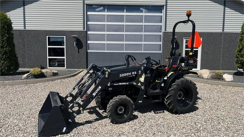 Solis S26 6+2 gearmaskine Limited Edition i sort med bre - Tractor: afbeelding 1 Solis S26 6+2 gearmaskine Limited Edition i sort med bre - Tractor: afbeelding 1
