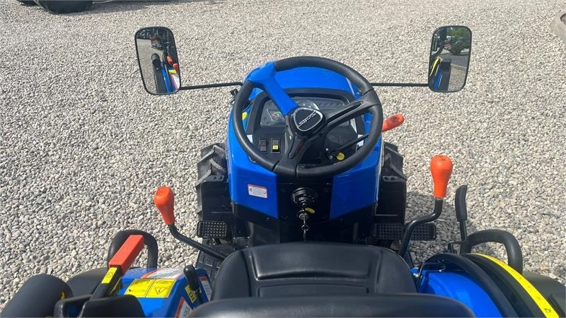 Solis S26 6+2 gearmaskine med servostyring - Gemeentelijke tractor: afbeelding 5 Solis S26 6+2 gearmaskine med servostyring - Gemeentelijke tractor: afbeelding 5
