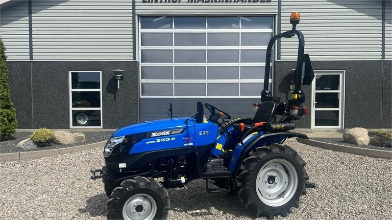 Solis S26 6+2 gearmaskine med servostyring - Tractor: afbeelding 1 Solis S26 6+2 gearmaskine med servostyring - Tractor: afbeelding 1