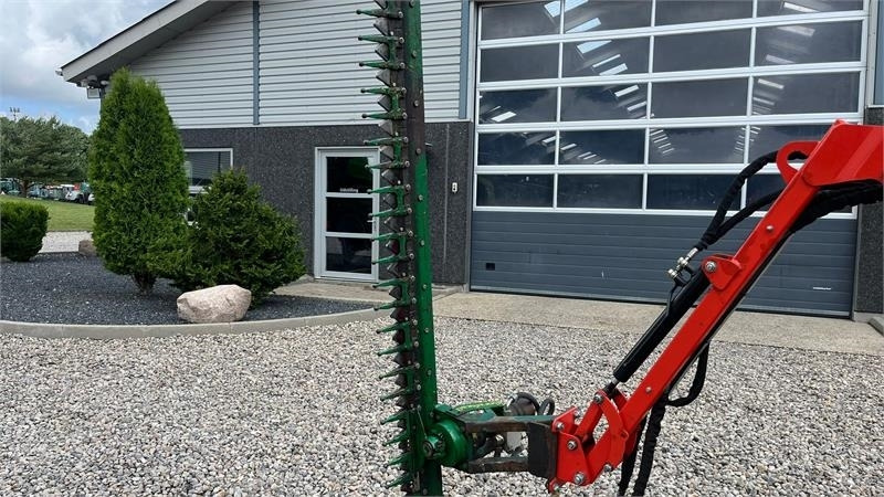 Spearhead Finger klippe HL210 fingerklipper. Hydraulisk truk - Klepelmaaier/ Mulcher: afbeelding 2 Spearhead Finger klippe HL210 fingerklipper. Hydraulisk truk - Klepelmaaier/ Mulcher: afbeelding 2