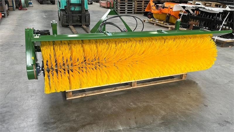 Thyregod TK 2800 med nylon børster og hydraulisk sving. bre - Veeg: afbeelding 5 Thyregod TK 2800 med nylon børster og hydraulisk sving. bre - Veeg: afbeelding 5