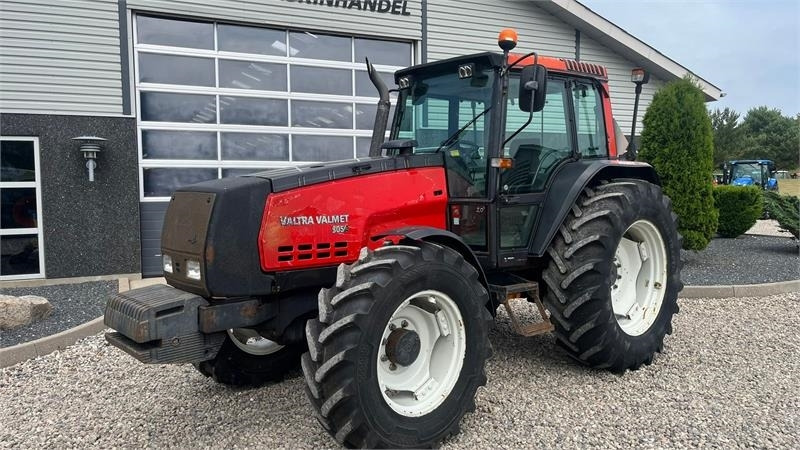 Valmet 8050 - Tractor: afbeelding 2 Valmet 8050 - Tractor: afbeelding 2