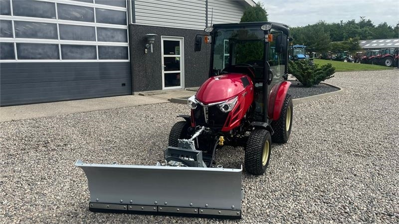 Gemeentelijke tractor Yanmar YT 235H 4WD Snow Edition med sneplov og spreder: afbeelding 12