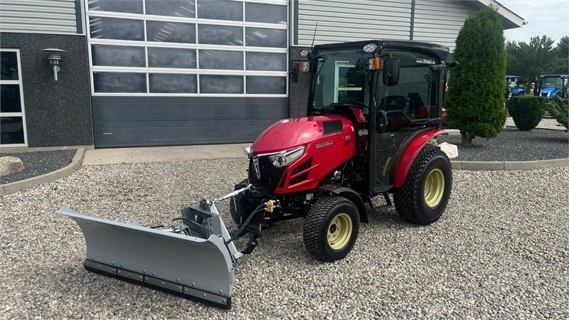 Yanmar YT 235H 4WD Snow Edition med sneplov og spreder - Gemeentelijke tractor: afbeelding 2 Yanmar YT 235H 4WD Snow Edition med sneplov og spreder - Gemeentelijke tractor: afbeelding 2