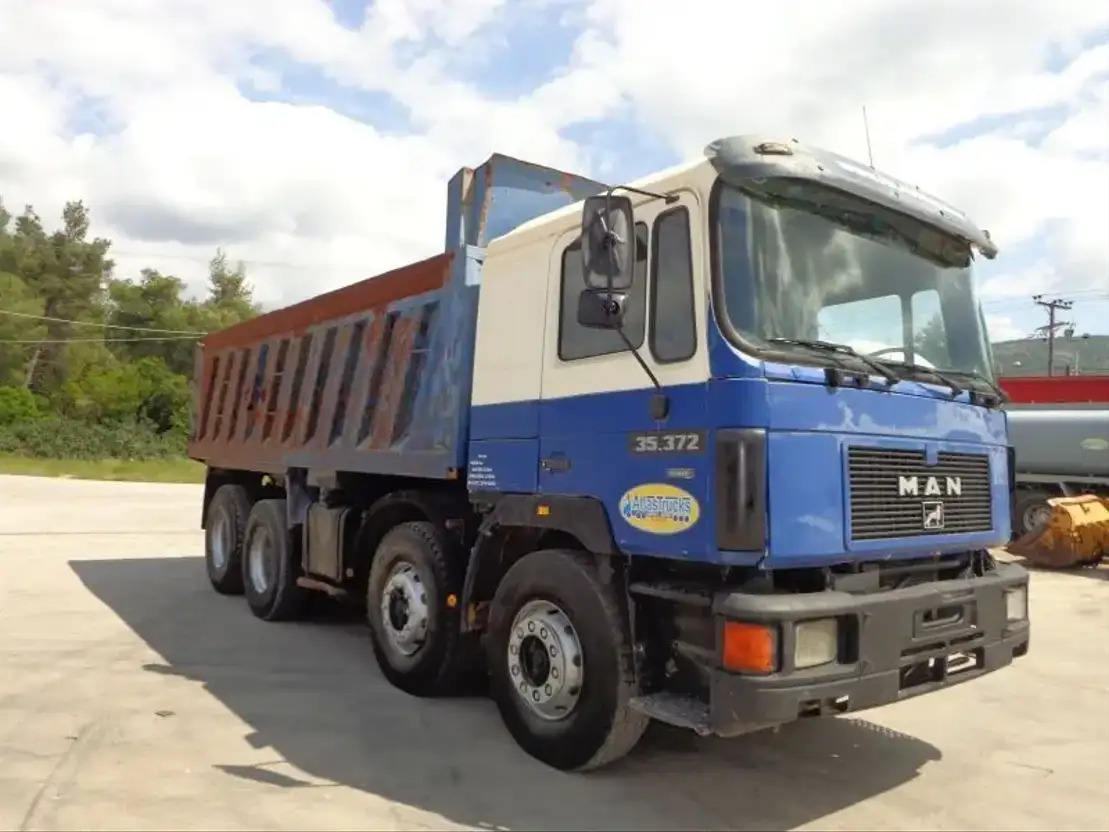 MAN 33.372 MAN 35.372 8X4 Kipper -Airco - Kipper vrachtwagen: afbeelding 2 MAN 33.372 MAN 35.372 8X4 Kipper -Airco - Kipper vrachtwagen: afbeelding 2