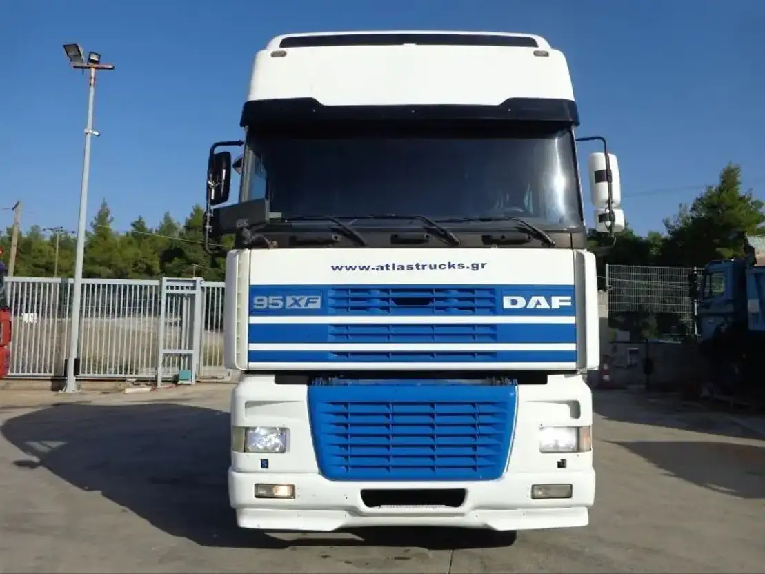 DAF XF 480 DAF XF.480 4X2 Super Space Intarder - Trekker: afbeelding 3 DAF XF 480 DAF XF.480 4X2 Super Space Intarder - Trekker: afbeelding 3