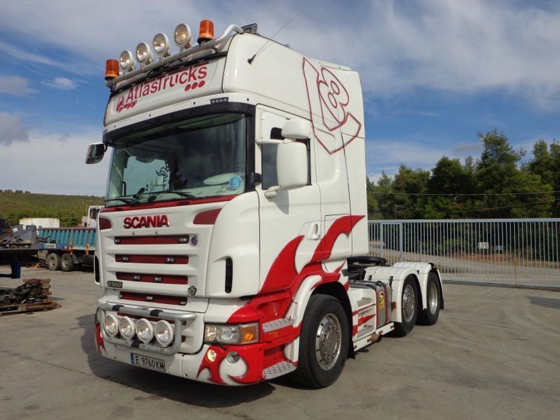 Scania R560 V8 SCANIA R560 (6X2) TWEENSTEER-EURO5 - Trekker: afbeelding 1 Scania R560 V8 SCANIA R560 (6X2) TWEENSTEER-EURO5 - Trekker: afbeelding 1