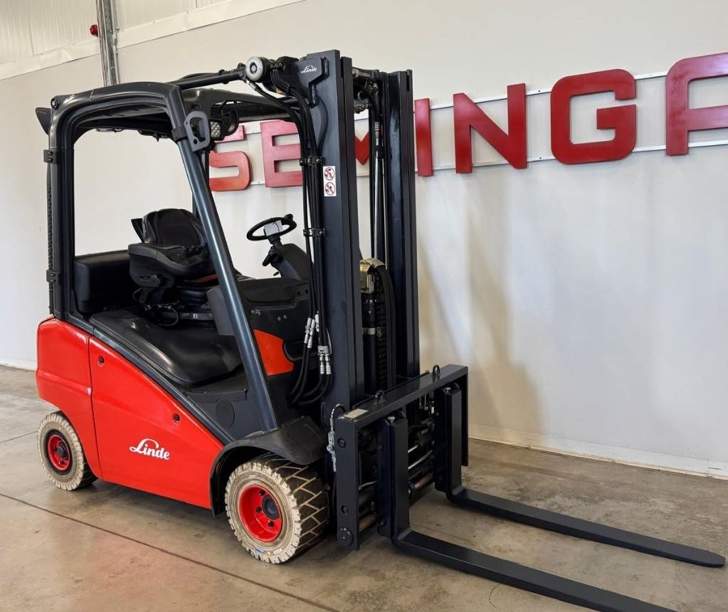 Linde 10876 - H20T-01 - LPG heftruck: afbeelding 1 Linde 10876 - H20T-01 - LPG heftruck: afbeelding 1