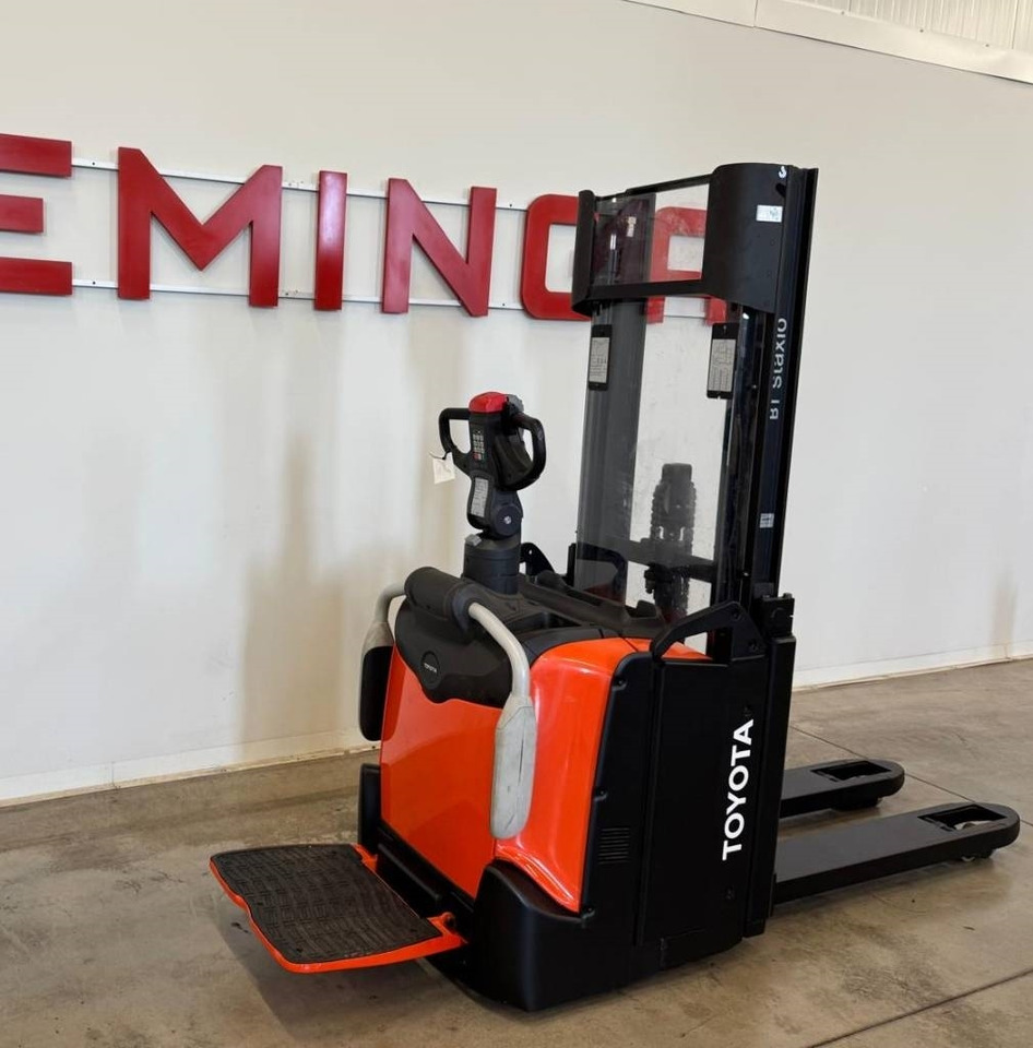 Toyota 10918 SPE120L - Stapelaar: afbeelding 5 Toyota 10918 SPE120L - Stapelaar: afbeelding 5