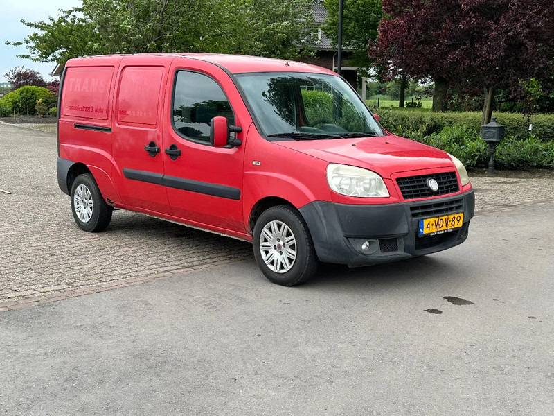 Fiat Doblò 1.9 JTD LANG Airco/Klima schuifdeur EXPORT! - Kleine bestelwagen: afbeelding 1 Fiat Doblò 1.9 JTD LANG Airco/Klima schuifdeur EXPORT! - Kleine bestelwagen: afbeelding 1