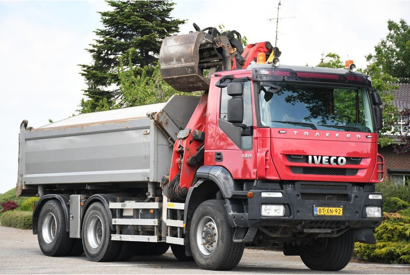 Iveco TRAKKER 450ps !!Z-KRAAN!!RADIO REMOTE!!3 SIDED TIPPER!!EURO5!! 10MM CHASSIS LIBIA!! - Kipper vrachtwagen, Kraanwagen: afbeelding 3 Iveco TRAKKER 450ps !!Z-KRAAN!!RADIO REMOTE!!3 SIDED TIPPER!!EURO5!! 10MM CHASSIS LIBIA!! - Kipper vrachtwagen, Kraanwagen: afbeelding 3
