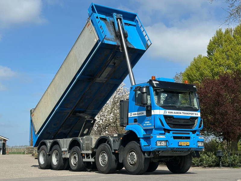 Iveco Trakker 450 10X8 AJK KIPPER/MULTIKAP!! - Kipper vrachtwagen: afbeelding 1 Iveco Trakker 450 10X8 AJK KIPPER/MULTIKAP!! - Kipper vrachtwagen: afbeelding 1