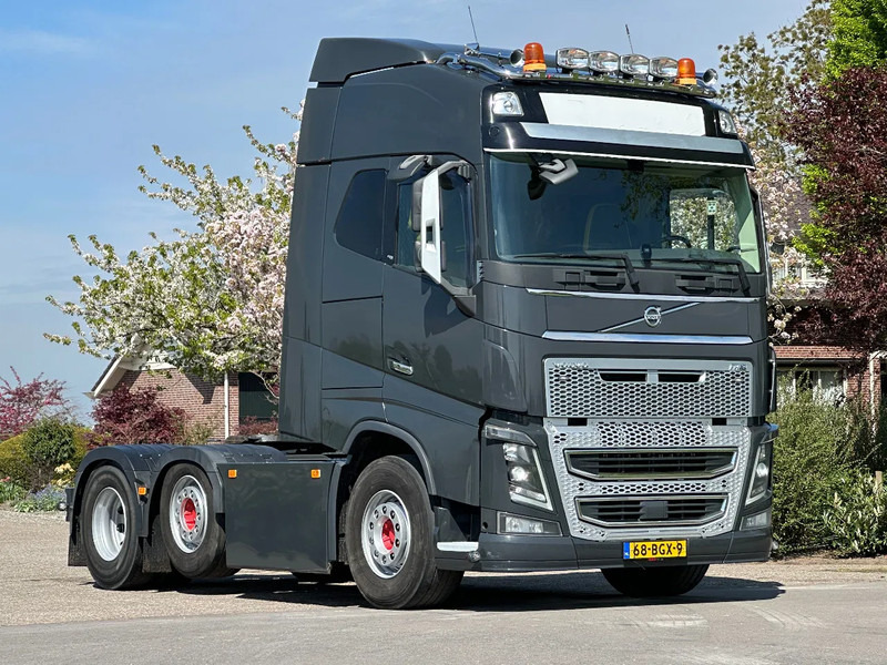 Volvo FH 16 750!!6x2!!ONLY 318TKM!! - Trekker: afbeelding 2 Volvo FH 16 750!!6x2!!ONLY 318TKM!! - Trekker: afbeelding 2