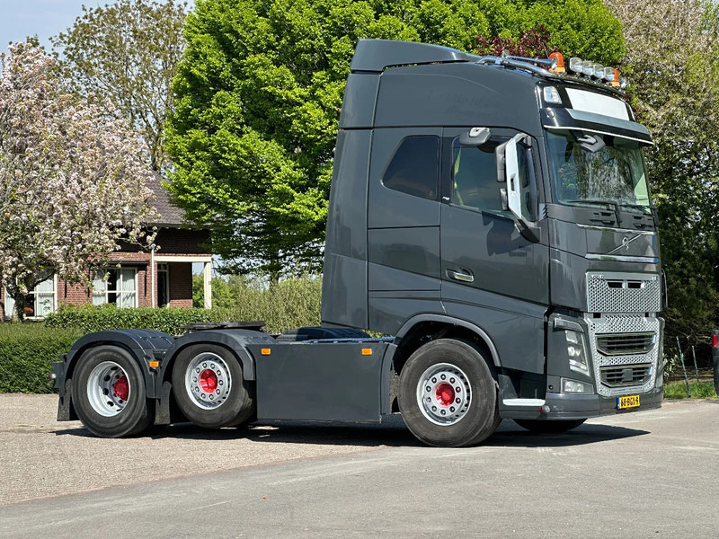 Volvo FH 16 750!!6x2!!ONLY 318TKM!! - Trekker: afbeelding 4 Volvo FH 16 750!!6x2!!ONLY 318TKM!! - Trekker: afbeelding 4