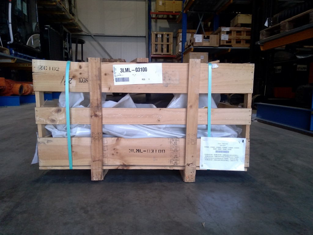 Case 3LML03100 - Brandstoftank voor Bouwmachine: afbeelding 3 Case 3LML03100 - Brandstoftank voor Bouwmachine: afbeelding 3