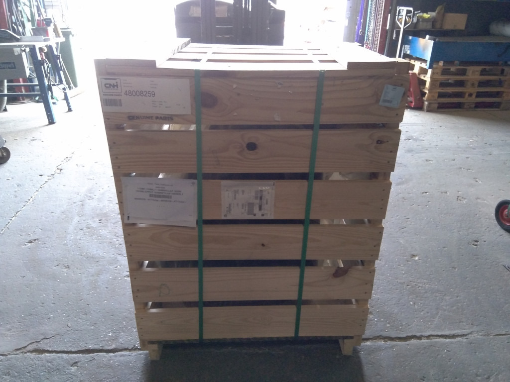 Case 48008259 - 47773204 - Hydrauliektank voor Bouwmachine: afbeelding 4 Case 48008259 - 47773204 - Hydrauliektank voor Bouwmachine: afbeelding 4