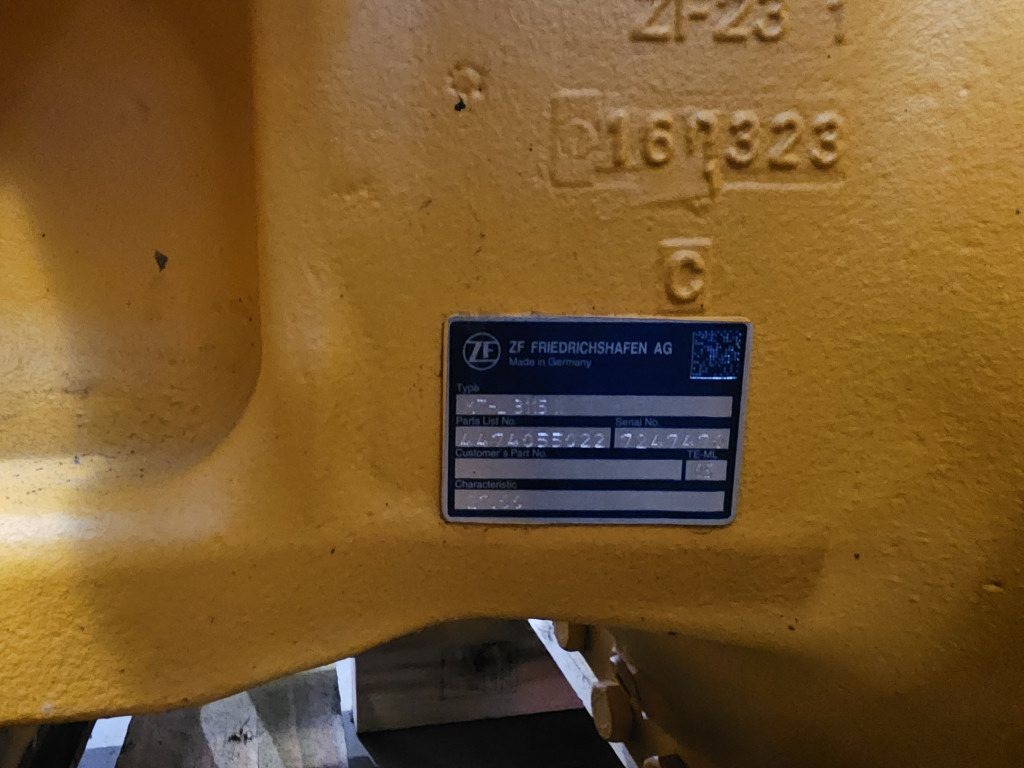 Case 84259022 - 4474055022 - Achterass voor Bouwmachine: afbeelding 4 Case 84259022 - 4474055022 - Achterass voor Bouwmachine: afbeelding 4