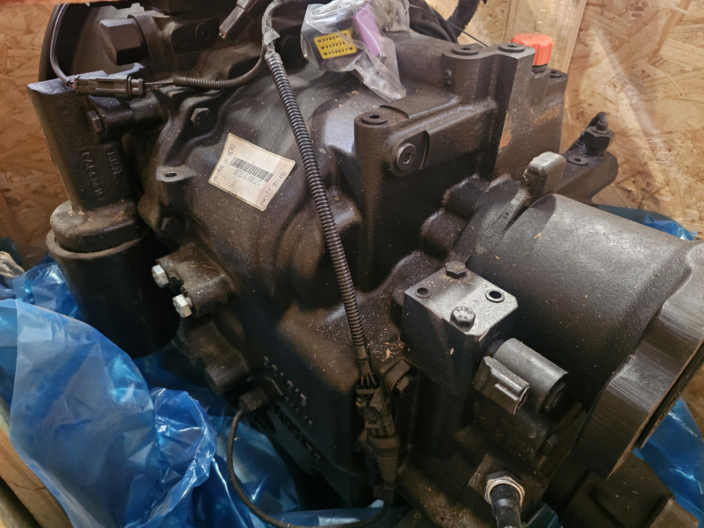 Case 84327511 - Versnellingsbak voor Bouwmachine: afbeelding 4 Case 84327511 - Versnellingsbak voor Bouwmachine: afbeelding 4