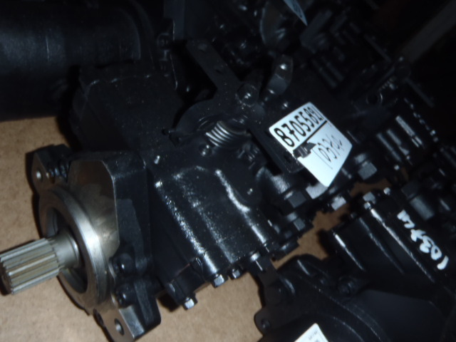 Case 87055821 - 87576229 - Hydraulische pomp voor Bouwmachine: afbeelding 2 Case 87055821 - 87576229 - Hydraulische pomp voor Bouwmachine: afbeelding 2