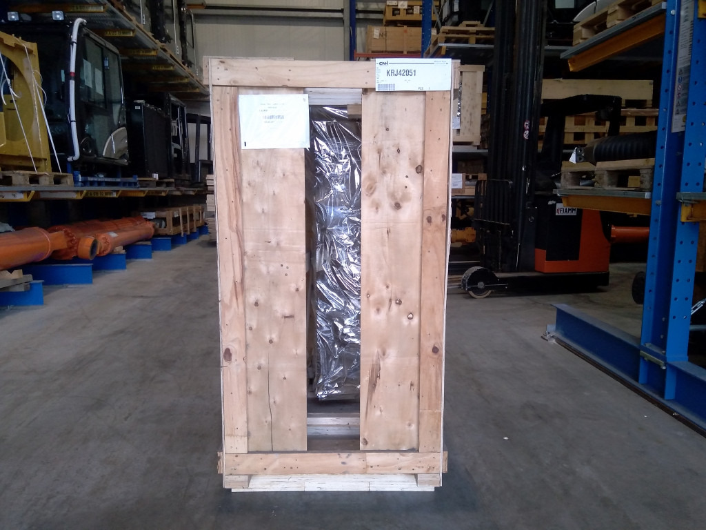Case KRJ42051 - Hydrauliektank voor Bouwmachine: afbeelding 2 Case KRJ42051 - Hydrauliektank voor Bouwmachine: afbeelding 2