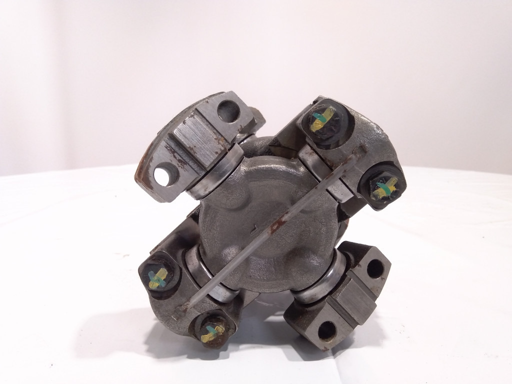 Caterpillar 1082106 - Aandrijfas voor Bouwmachine: afbeelding 2 Caterpillar 1082106 - Aandrijfas voor Bouwmachine: afbeelding 2