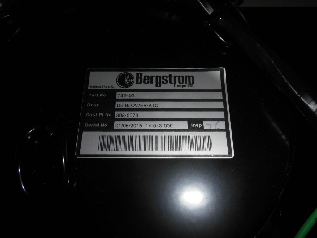 Caterpillar 3085073 - 3106058 - Verwarming/ Ventilatie voor Bouwmachine: afbeelding 5 Caterpillar 3085073 - 3106058 - Verwarming/ Ventilatie voor Bouwmachine: afbeelding 5