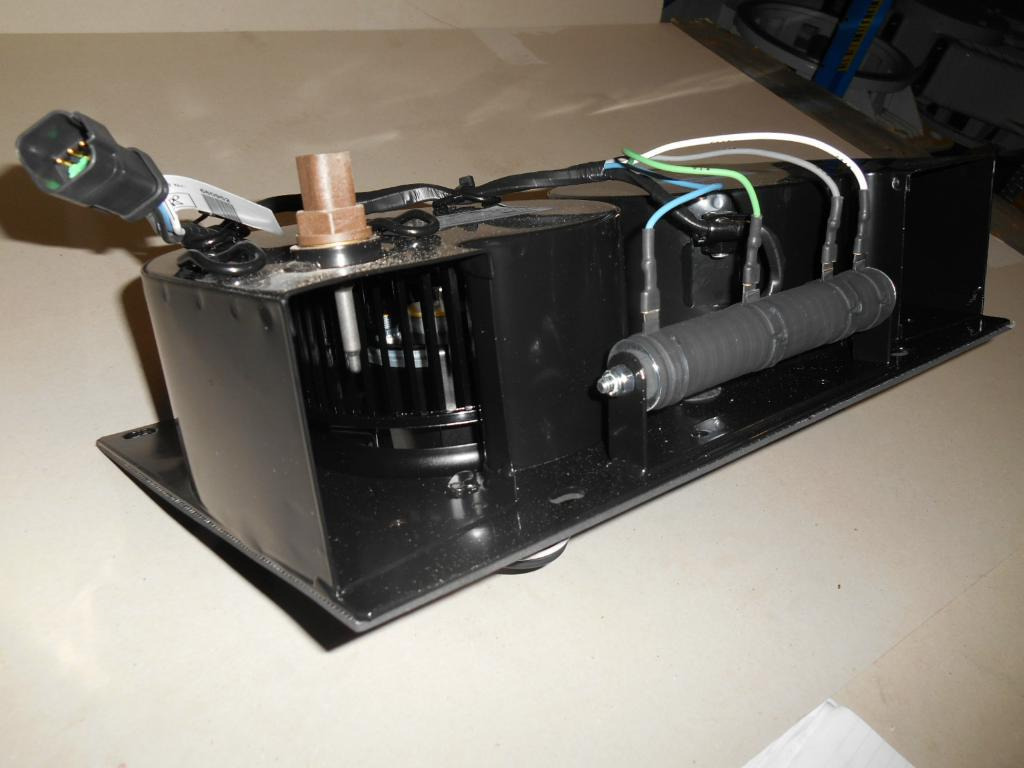 Caterpillar 3085073 - 3106058 - Verwarming/ Ventilatie voor Bouwmachine: afbeelding 3 Caterpillar 3085073 - 3106058 - Verwarming/ Ventilatie voor Bouwmachine: afbeelding 3