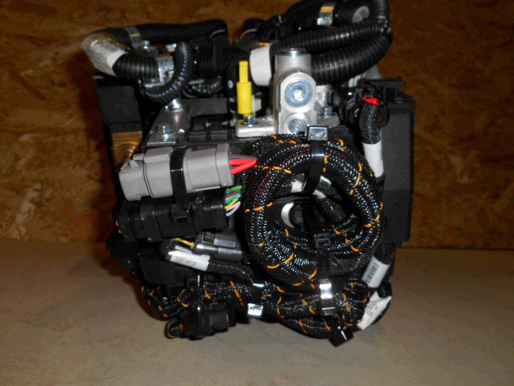 Caterpillar 3735563 - 3996083 - Geluiddemper/ Uitlaatsysteem: afbeelding 2 Caterpillar 3735563 - 3996083 - Geluiddemper/ Uitlaatsysteem: afbeelding 2