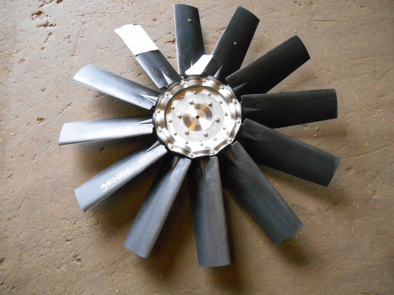 Caterpillar 5348410 - 2101350 - Ventilator voor Bouwmachine: afbeelding 1 Caterpillar 5348410 - 2101350 - Ventilator voor Bouwmachine: afbeelding 1