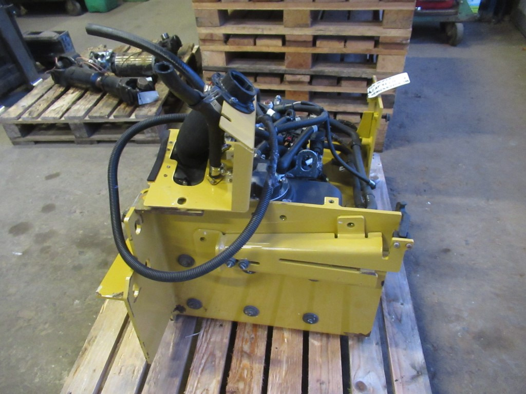 Caterpillar 962M - - Geluiddemper/ Uitlaatsysteem voor Bouwmachine: afbeelding 3 Caterpillar 962M - - Geluiddemper/ Uitlaatsysteem voor Bouwmachine: afbeelding 3