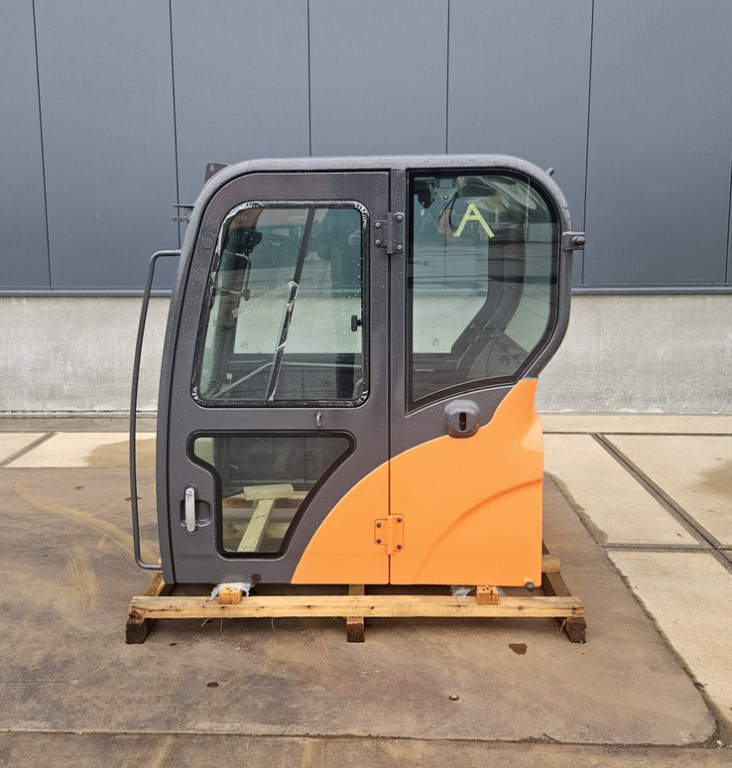 Doosan 220101-00889K - 220101-00889 - Cabine voor Bouwmachine: afbeelding 1 Doosan 220101-00889K - 220101-00889 - Cabine voor Bouwmachine: afbeelding 1