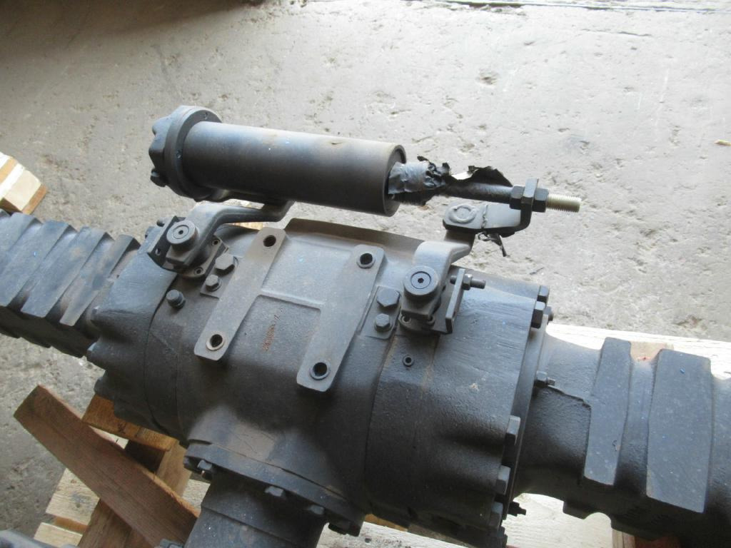 Fiat Hitachi 153310035 - 355/172/54 - Achterass voor Bouwmachine: afbeelding 3 Fiat Hitachi 153310035 - 355/172/54 - Achterass voor Bouwmachine: afbeelding 3