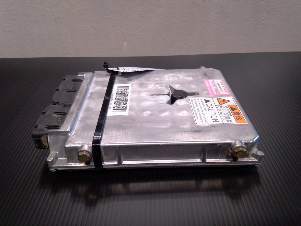 Hitachi 4644257 - ECU voor Bouwmachine: afbeelding 2 Hitachi 4644257 - ECU voor Bouwmachine: afbeelding 2