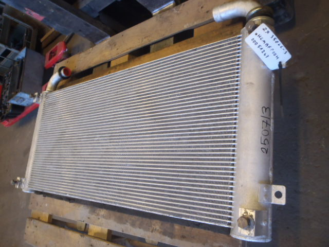Hitachi 4648857 - Oliekoeler voor Bouwmachine: afbeelding 1 Hitachi 4648857 - Oliekoeler voor Bouwmachine: afbeelding 1