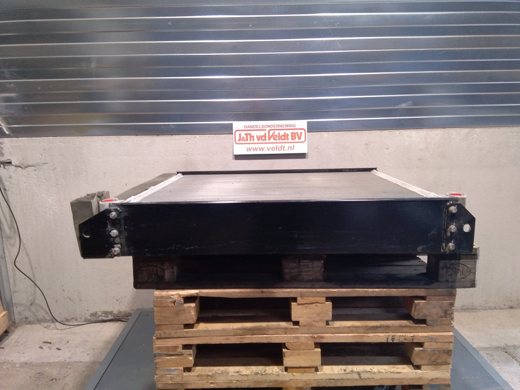 Hitachi 4654986 - Oliekoeler voor Bouwmachine: afbeelding 3 Hitachi 4654986 - Oliekoeler voor Bouwmachine: afbeelding 3