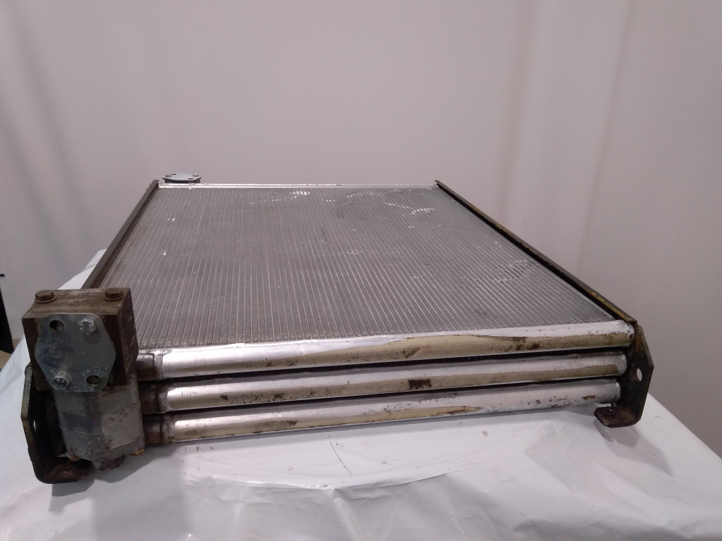 Hitachi 4654986 - Oliekoeler voor Bouwmachine: afbeelding 2 Hitachi 4654986 - Oliekoeler voor Bouwmachine: afbeelding 2