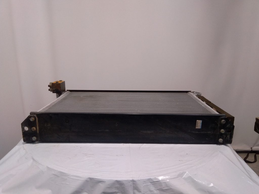 Hitachi 4655019 - Oliekoeler voor Bouwmachine: afbeelding 1 Hitachi 4655019 - Oliekoeler voor Bouwmachine: afbeelding 1
