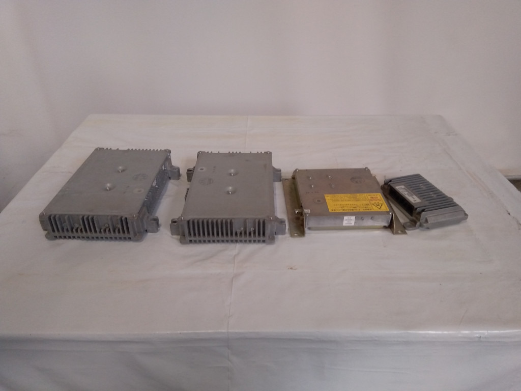 Hitachi 9266352 - ECU voor Bouwmachine: afbeelding 1 Hitachi 9266352 - ECU voor Bouwmachine: afbeelding 1