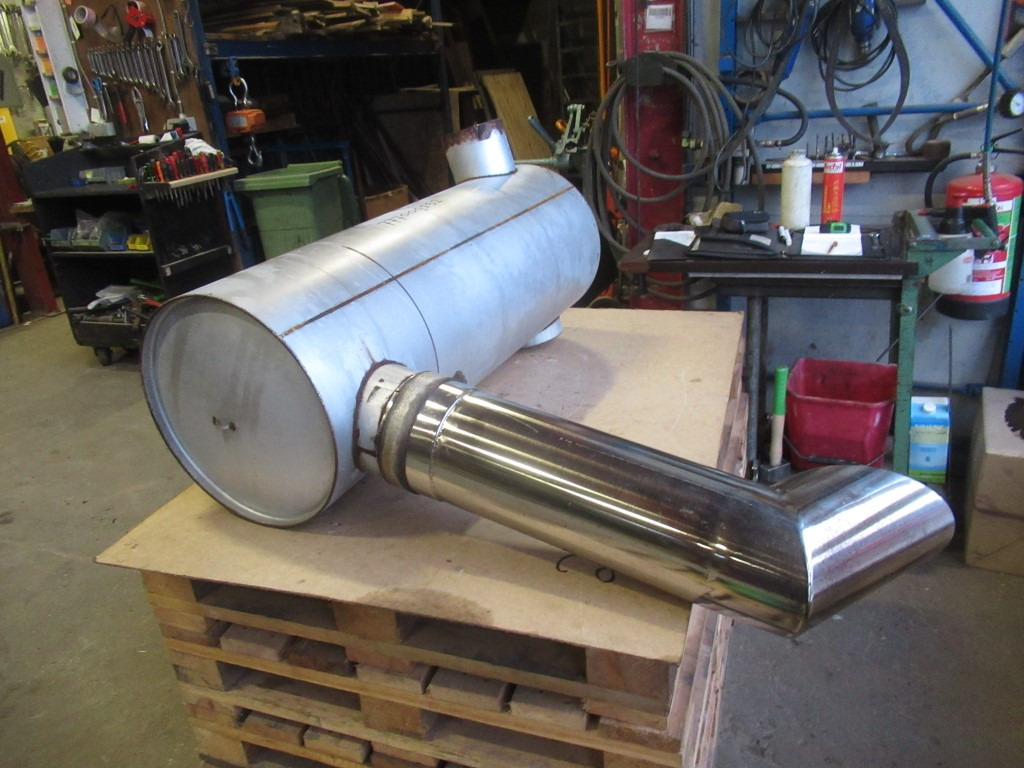 Hitachi ZX650LCH - - Geluiddemper voor Bouwmachine: afbeelding 2 Hitachi ZX650LCH - - Geluiddemper voor Bouwmachine: afbeelding 2